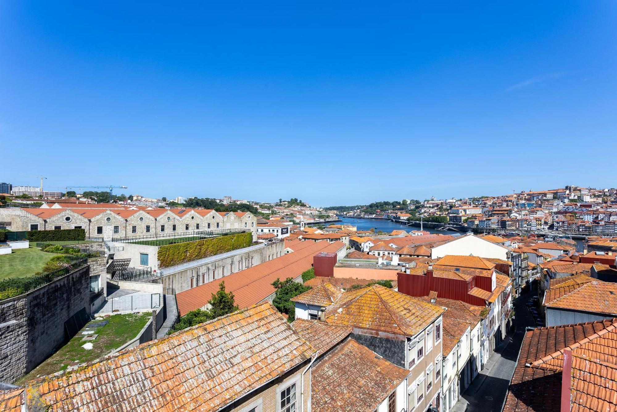 Liiiving In Gaia - The Wine Side Apartment Vila Nova de Gaia Exterior photo